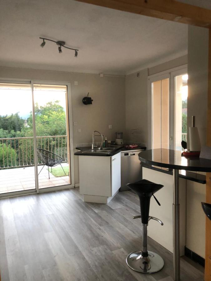 Condrieu Comme A La Maison コンドリュー エクステリア 写真